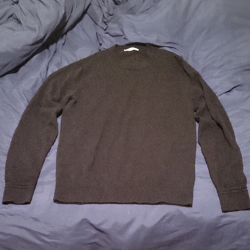 Men's Classic Black Cashmere Crewneck Sweater